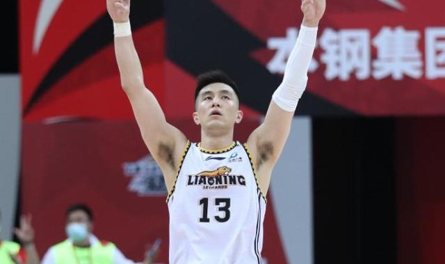 开云官方-连胜终止杨鸣赛后不悦 风波平息辽篮等待郭少归来