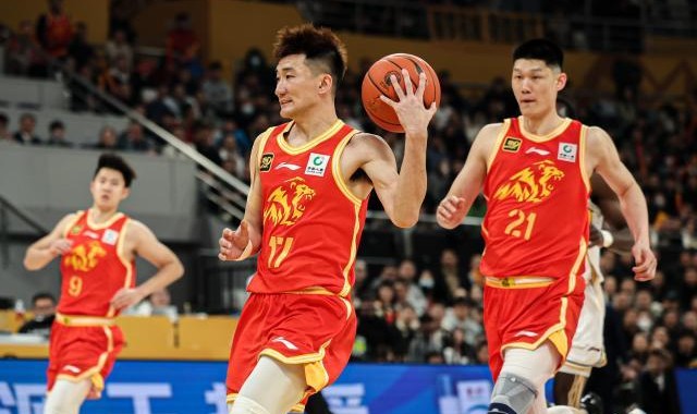 开云下载-孙铭徽重伤广厦冲冠蒙尘 内线屯重兵能否破局？