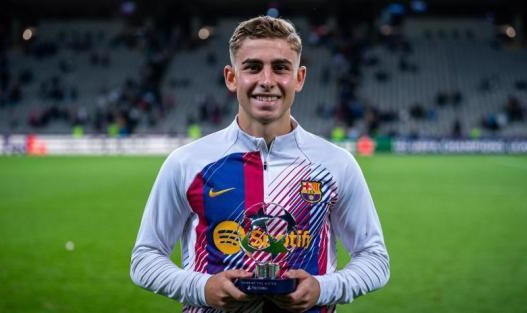 拉马西亚小将连庄，费尔明首次欧冠首发就最佳